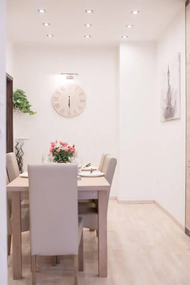 Very Central Modern And Cozy Ac Apartment Budapest Hungary