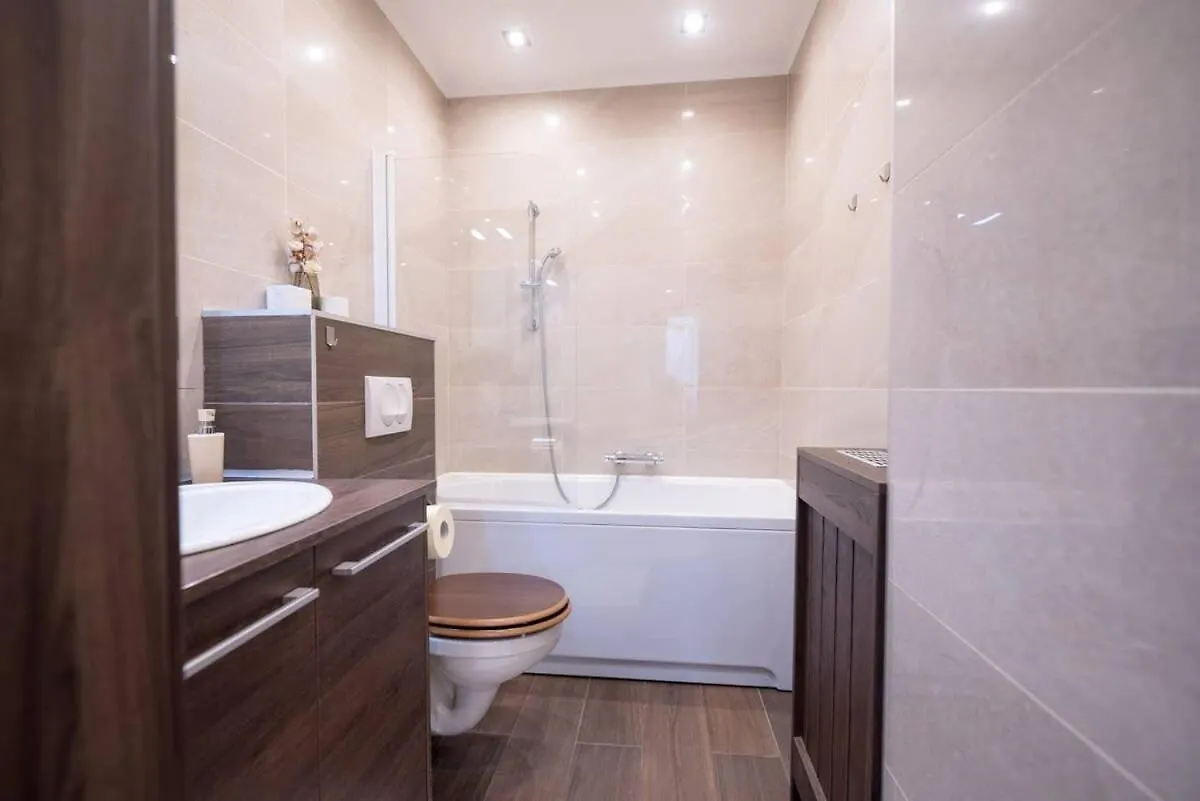 Very Central Modern And Cozy Ac Apartment Budapest