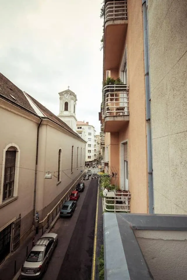 Very Central Modern And Cozy Ac Apartment Budapest