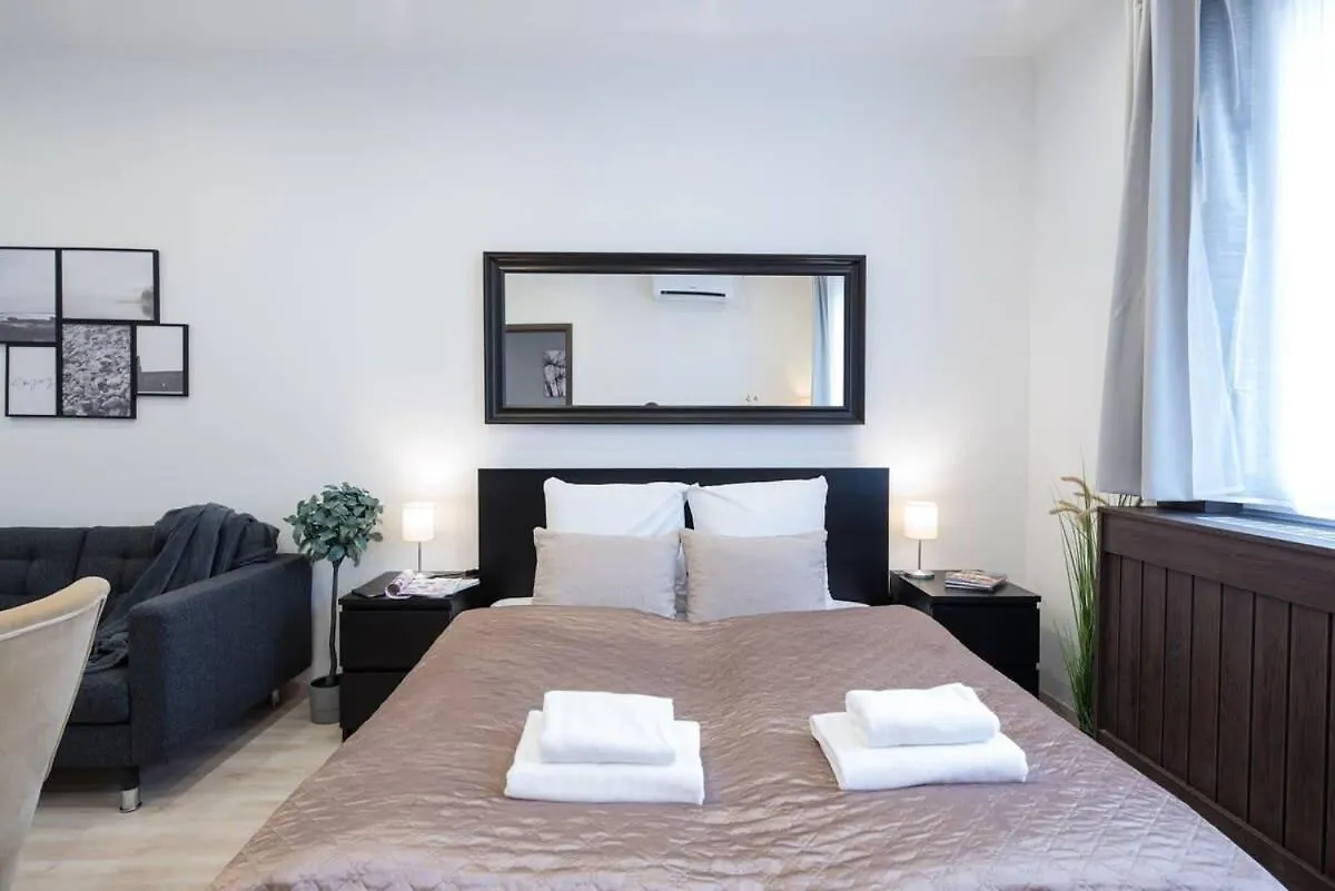 Very Central Modern And Cozy Ac Apartment Budapest